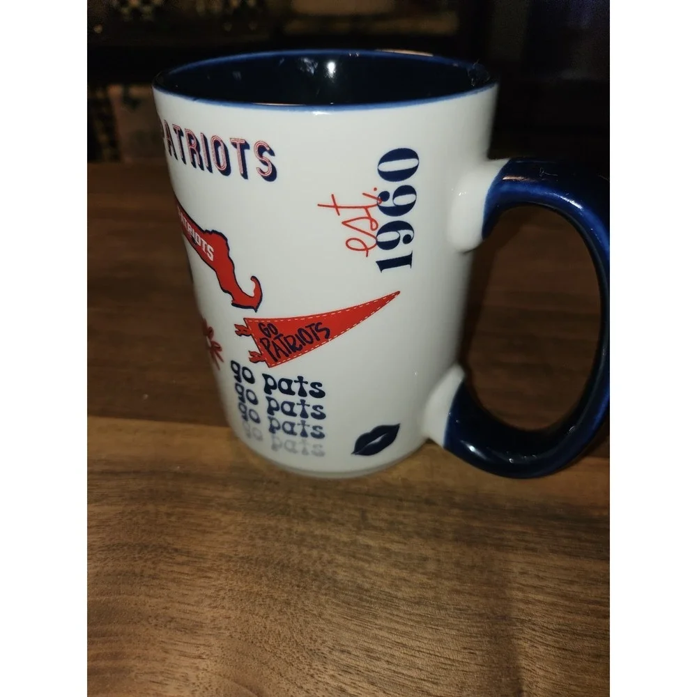 New England Patriots coffee mug. NFL Fan - Picture 2 of 9